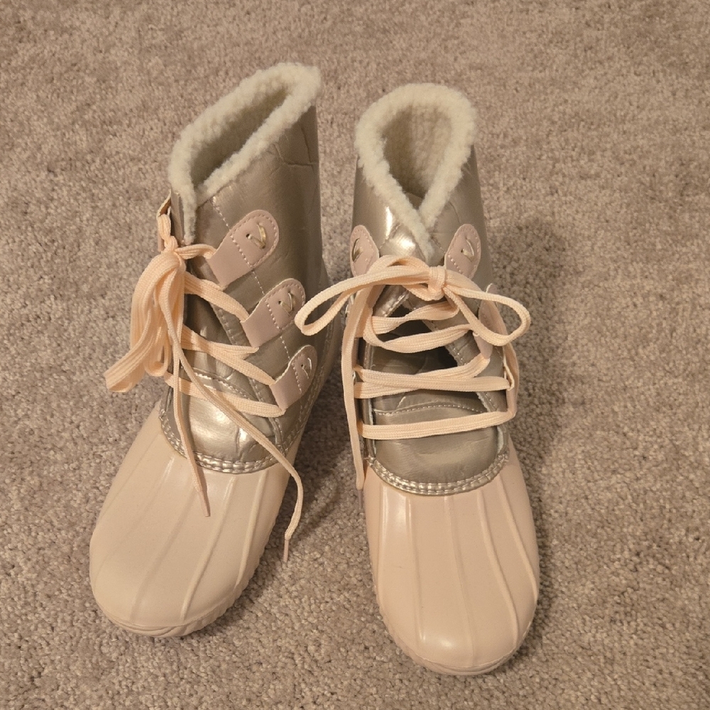 Jack Rogers Cream and Silver Winter Boots